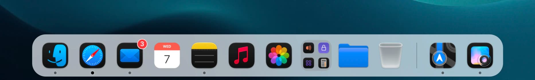 a dock with pinned apps, an app folder, a pinned folder and the Trash, then a divider and two running apps